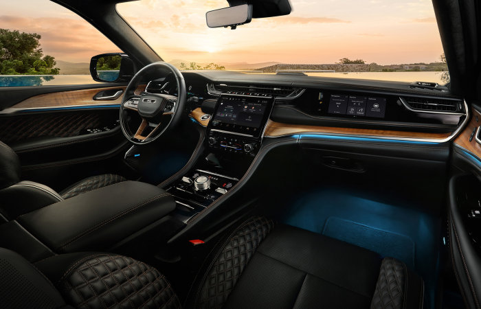 2022 Jeep Grand Cherokee Summit Reserve