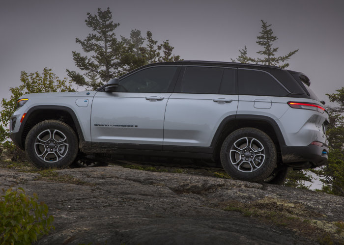 2022 Jeep Grand Cherokee Trailhawk 4xe