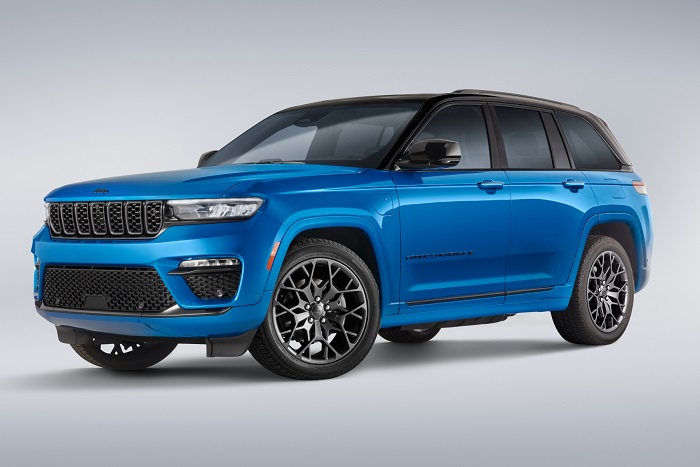 New Jeep® Grand Cherokee High Altitude 4xe in Hydro Blue