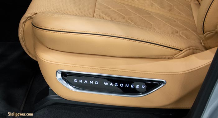 2022 grand wagoneer seats