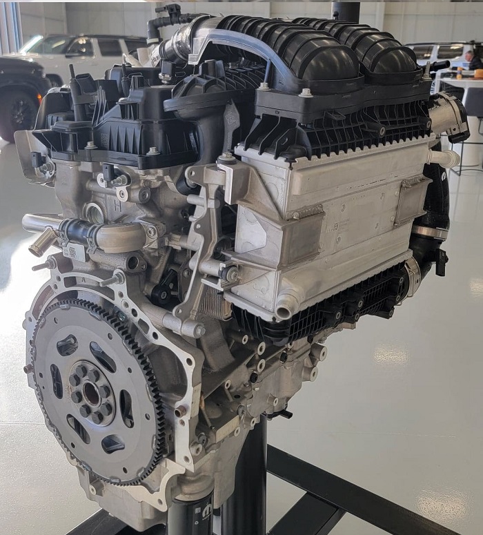 Jeep Wagoneer Hurricane Engine