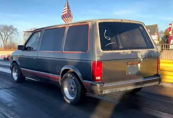 Badass Performance 1989 Plymouth Voyager Turbo