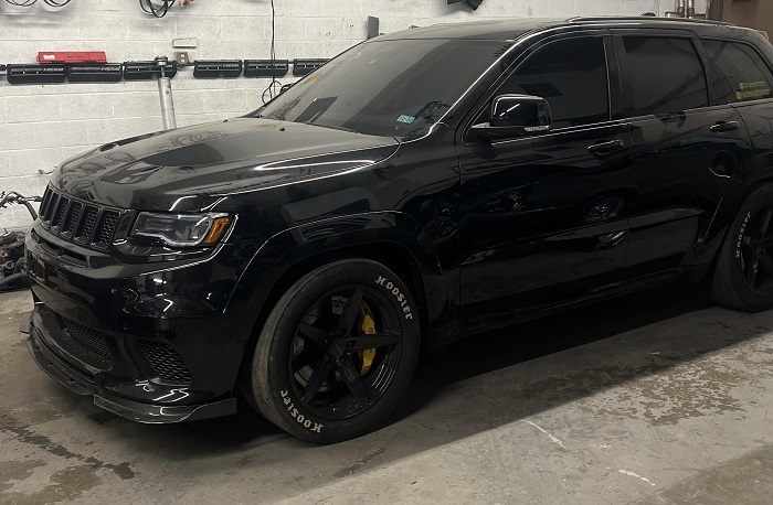 World Record Jeep Grand Cherokee Trackhawk