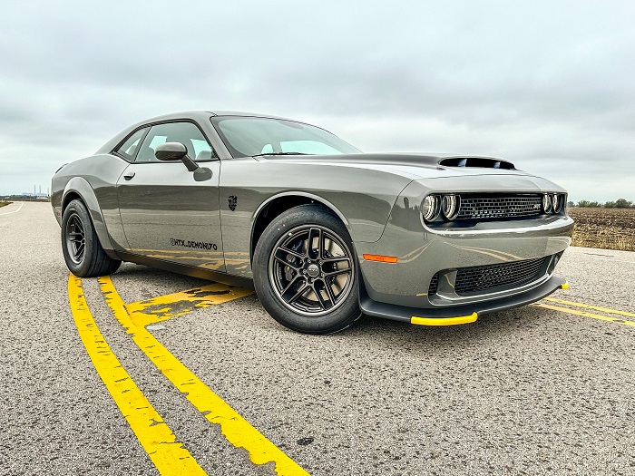 Ariel Soltura Dodge Challenger SRT Demon 170