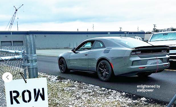 2025 Dodge Charger Daytona ”spy shot” (reveal)