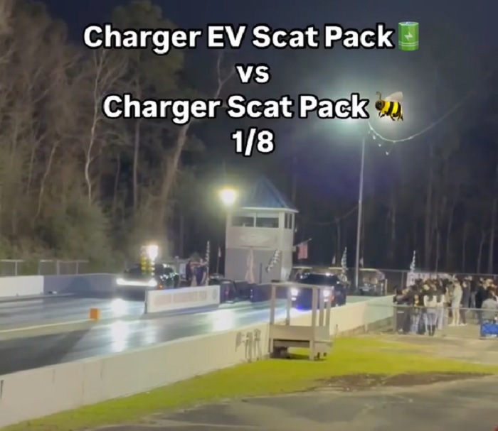 Dodge Charger Daytona Scat Pack Vs Dodge Charger RT Scat Pack