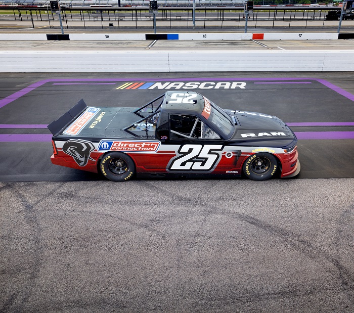 Ram 1500 NASCAR Truck Series concept front