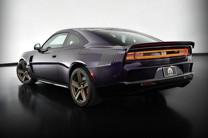The Moparized Dodge SIXPACK Charger concept